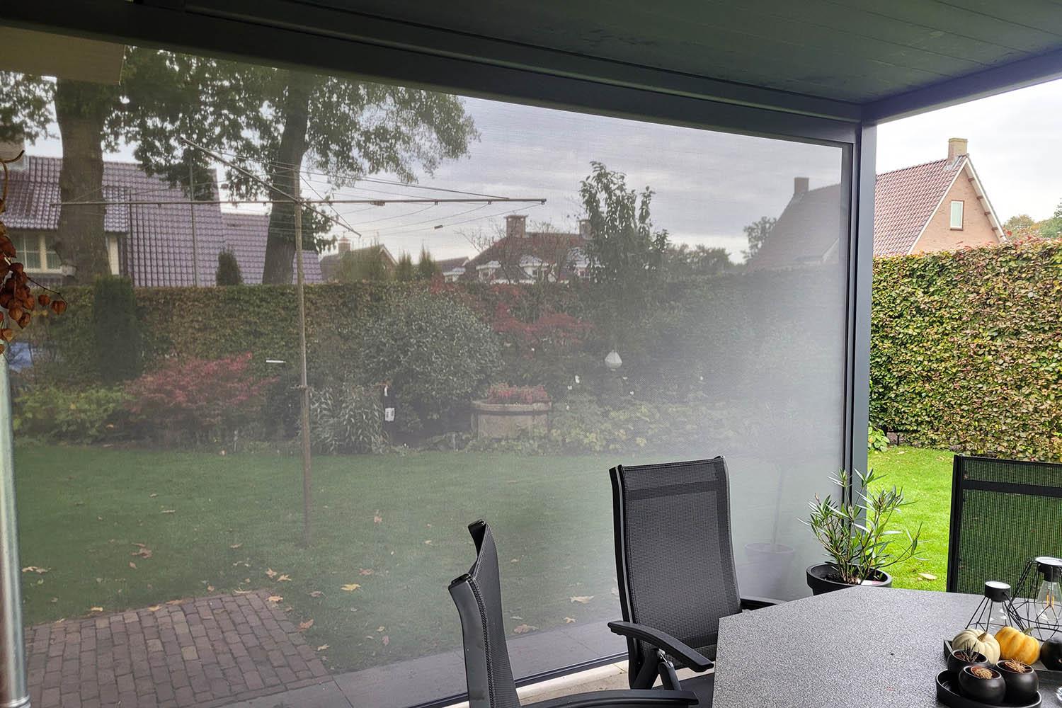 Kleuropties voor Screens: Ontdek verschillende kleuropties voor onze screens, zodat ze naadloos passen bij uw stijl.