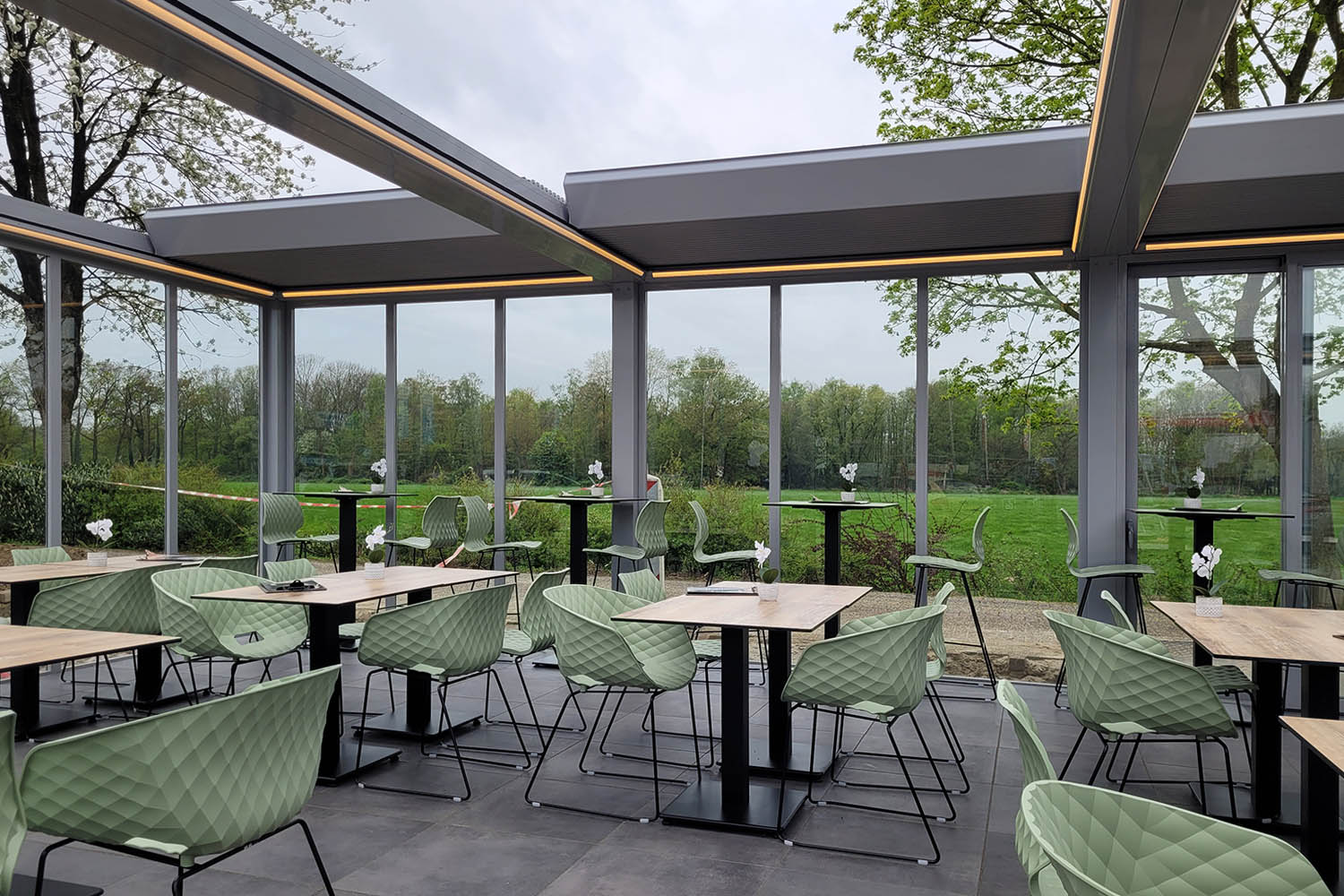 Horeca-Cabrio-lamellendak-9