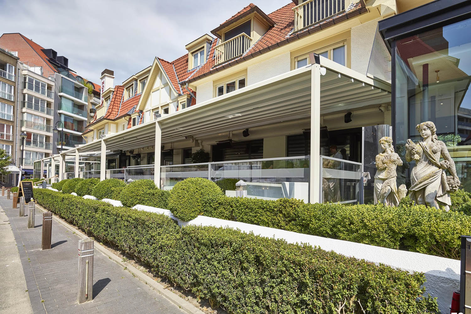 Pergotenda6 Horeca terras met Corradi Pergotenda